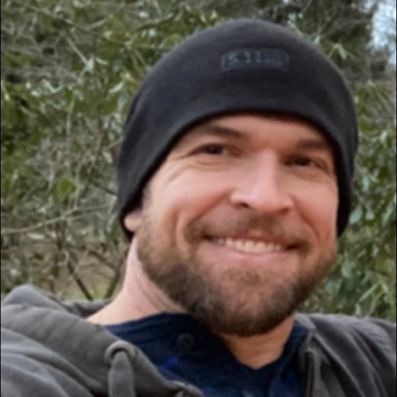 Meet your Posher, Derek - Picture 4 of 5